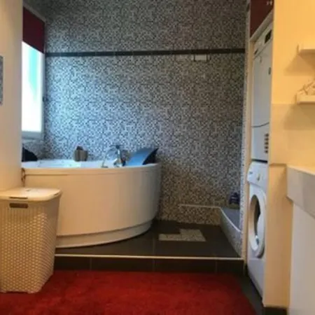 Appt Cosy Porte Paris Parc Fleural Et Parking Apartment