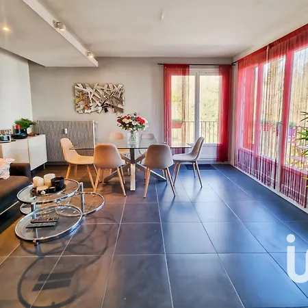 Apartment Appt Cosy Porte Paris Parc Fleural Et Parking Saint-Maurice (Val-de-Marne)